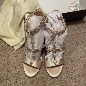 Badgley Mischka size 7.5 Tabby